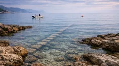 Il muro sommerso di 7.000 anni fa in Bretagna: la scoperta che racconta il mare che cambia